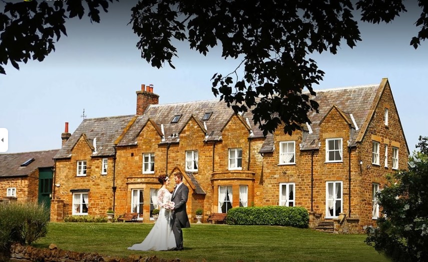 Outside shot of Brampton Grange Wedding Venue. wedding venue and function venue in Northampton